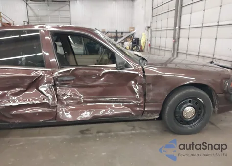 2008 Ford Crown Victoria Police/Police Interceptor z USA, uszkodzony, nr VIN 2FAFP71V48X151628